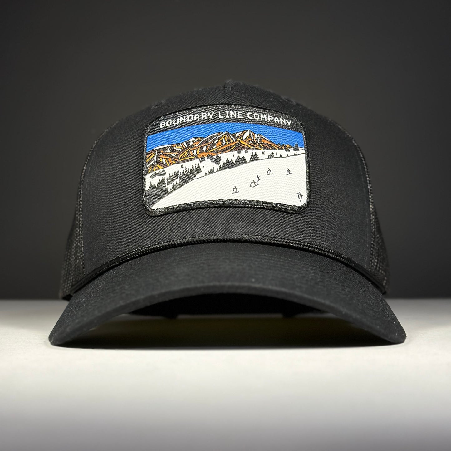 Back Bowls Hat / Black / Black Rope