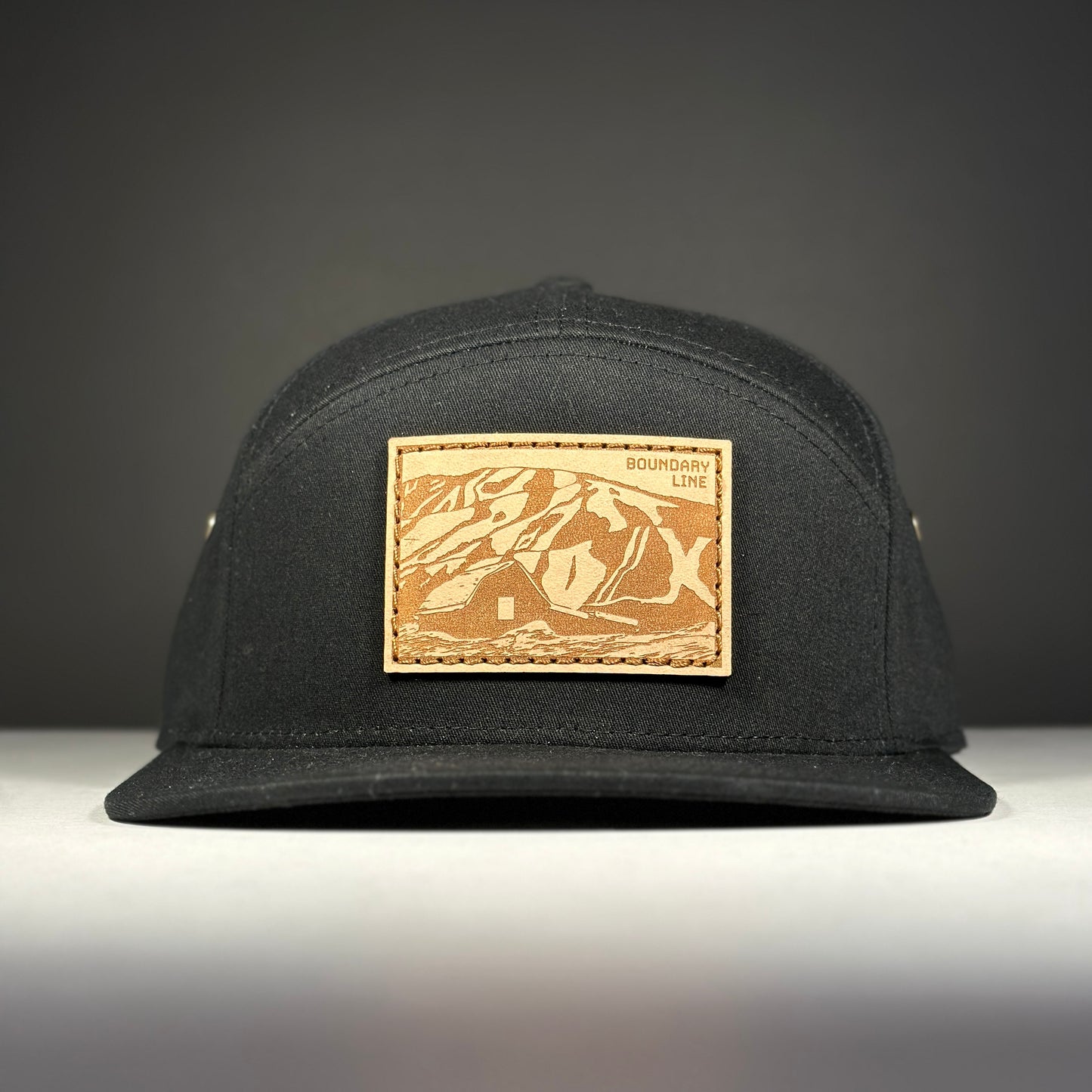 Log Cabin / Black